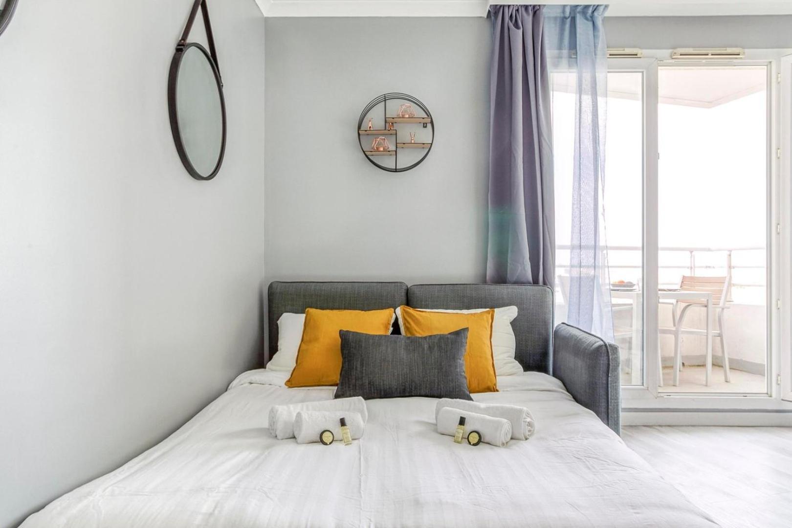 Joli Studio A Courbevoie - La Defense Экстерьер фото
